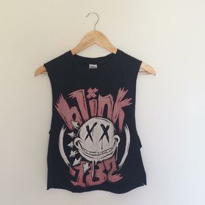 Blink 182 cutoff band tee